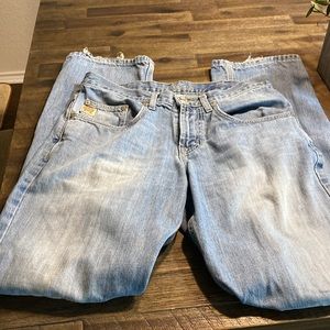 Cinch 30 x 32 light wash jeans
